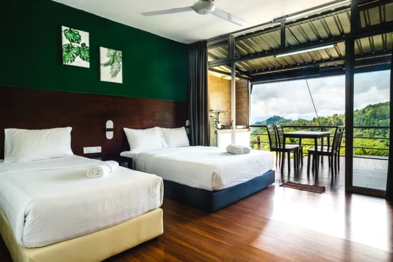 Triple Room